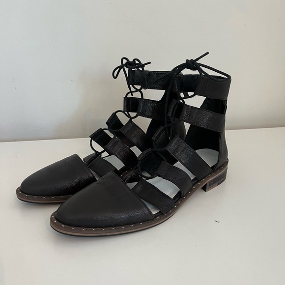 Freda Salvador Ghillie Lace Up Oxfords - Picture 5 of 12